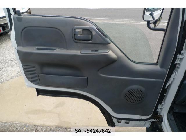 Isuzu ELF TRUCK 2014-07 7961426-25