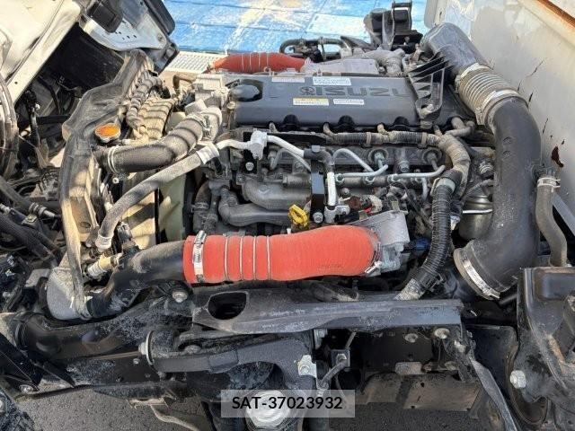 Isuzu ELF TRUCK 2021-06 7961391-22
