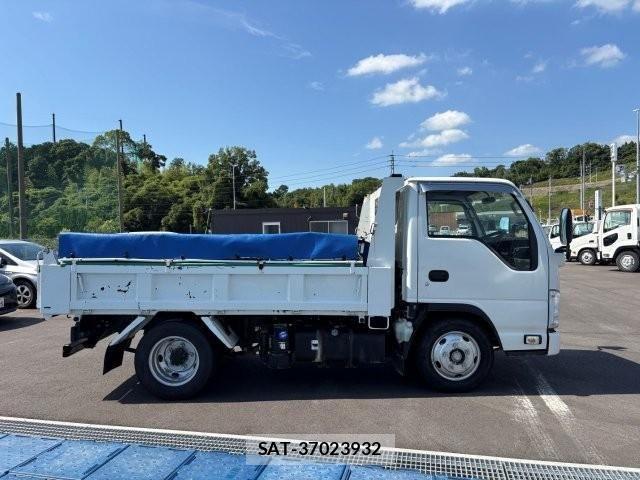 Isuzu ELF TRUCK 2021-06 7961391-5