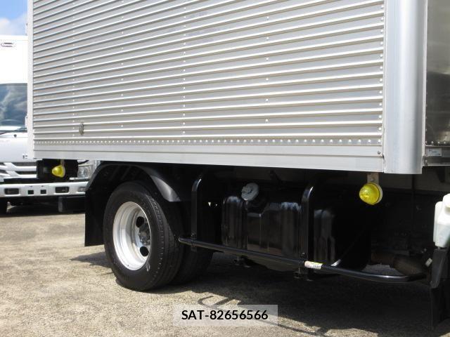 Isuzu ELF TRUCK 2018-03 7979137-9
