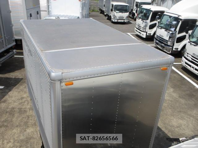 Isuzu ELF TRUCK 2018-03 7979137-11