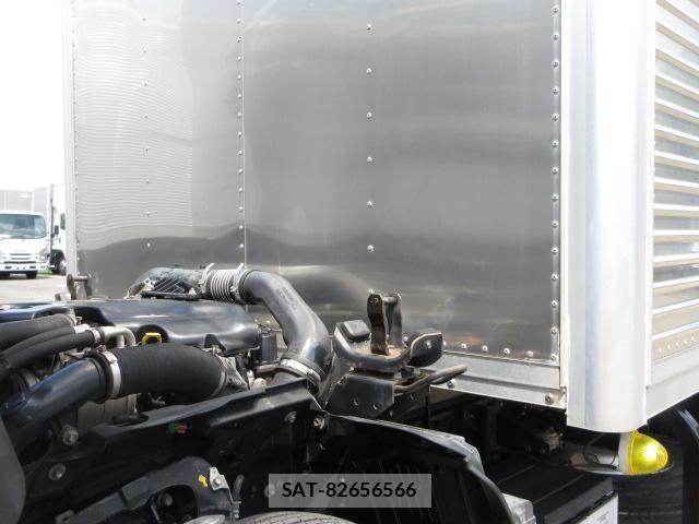 Isuzu ELF TRUCK 2018-03 7979137-12