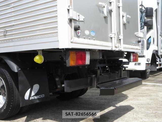 Isuzu ELF TRUCK 2018-03 7979137-18