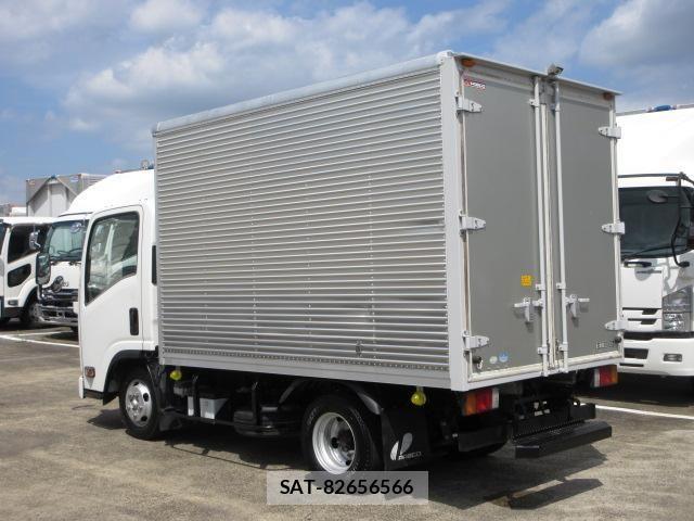 Isuzu ELF TRUCK 2018-03 7979137-3