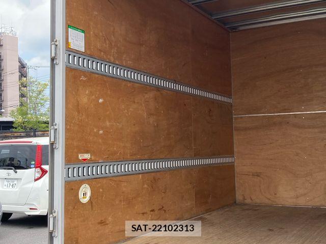 Isuzu ELF TRUCK 2019-02 7979138-19
