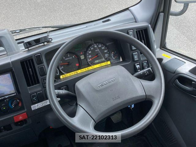 Isuzu ELF TRUCK 2019-02 7979138-5