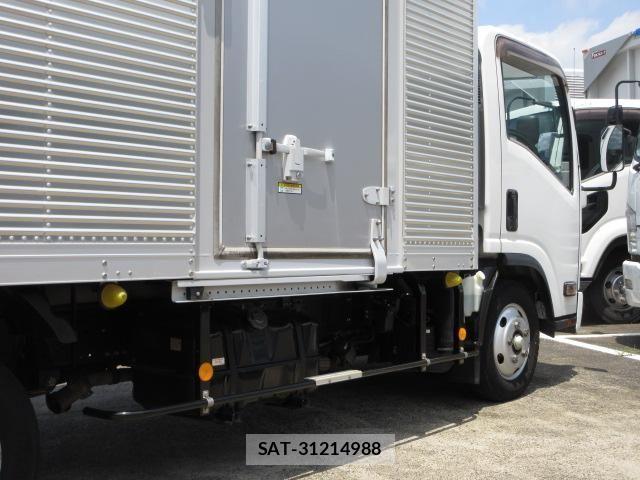 Isuzu ELF TRUCK 2018-03 7979132-18
