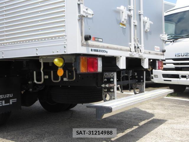 Isuzu ELF TRUCK 2018-03 7979132-20