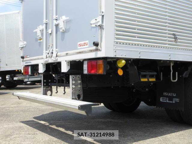 Isuzu ELF TRUCK 2018-03 7979132-21