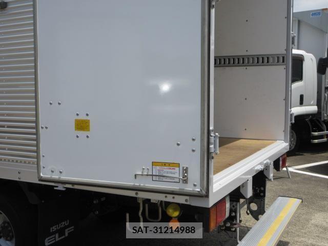 Isuzu ELF TRUCK 2018-03 7979132-29
