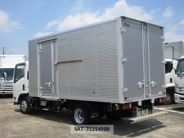 Isuzu ELF TRUCK 2018-03 7979132-3