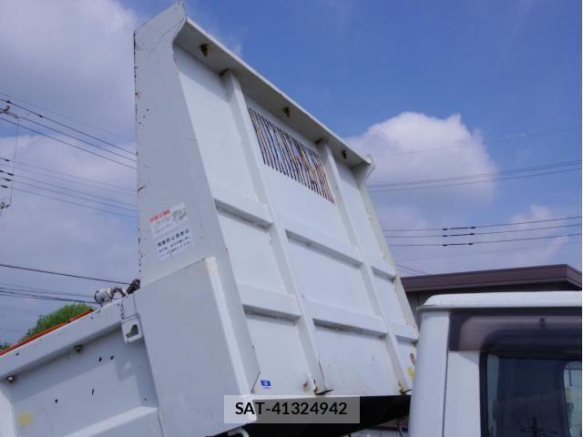 Isuzu ELF TRUCK 2016-10 7979139-9
