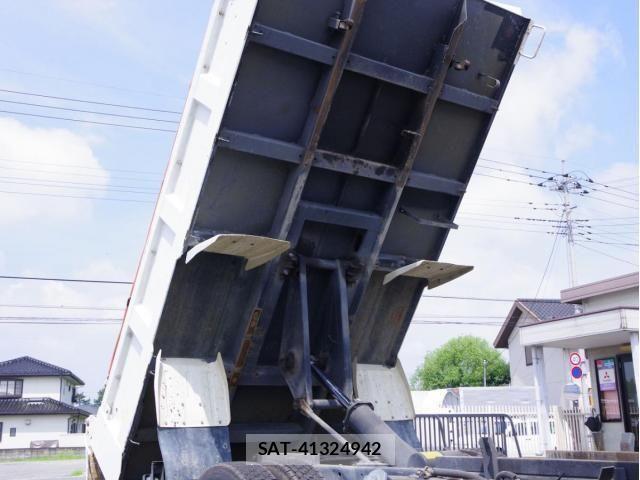 Isuzu ELF TRUCK 2016-10 7979139-10
