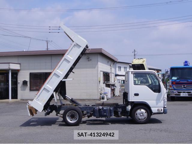 Isuzu ELF TRUCK 2016-10 7979139-8