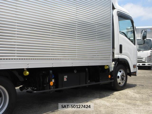 Isuzu ELF TRUCK 2020-02 7979129-17