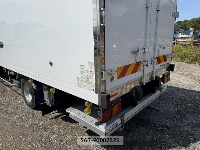 Isuzu ELF TRUCK 2021-03 7979131-12