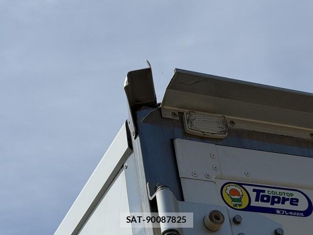 Isuzu ELF TRUCK 2021-03 7979131-14