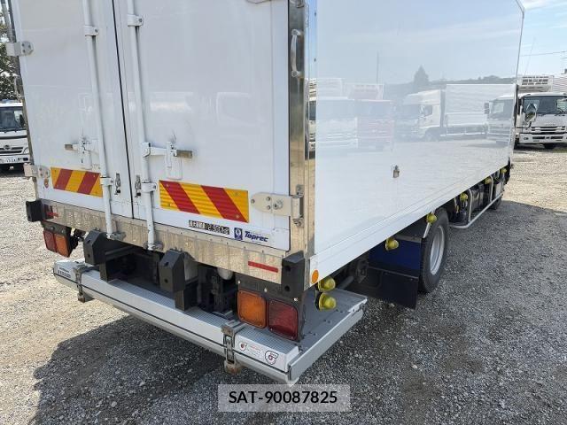 Isuzu ELF TRUCK 2021-03 7979131-15