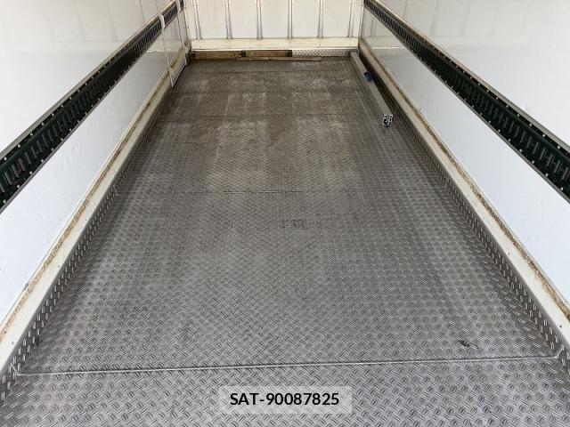 Isuzu ELF TRUCK 2021-03 7979131-27