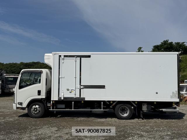 Isuzu ELF TRUCK 2021-03 7979131-2
