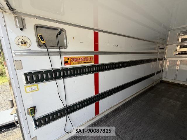 Isuzu ELF TRUCK 2021-03 7979131-29