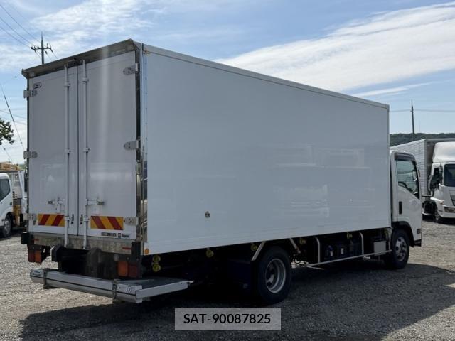 Isuzu ELF TRUCK 2021-03 7979131-5