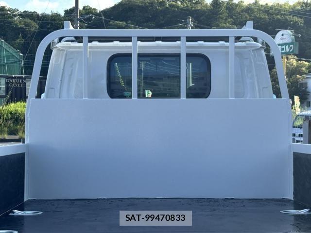 Isuzu ELF TRUCK 2020-05 7979134-15
