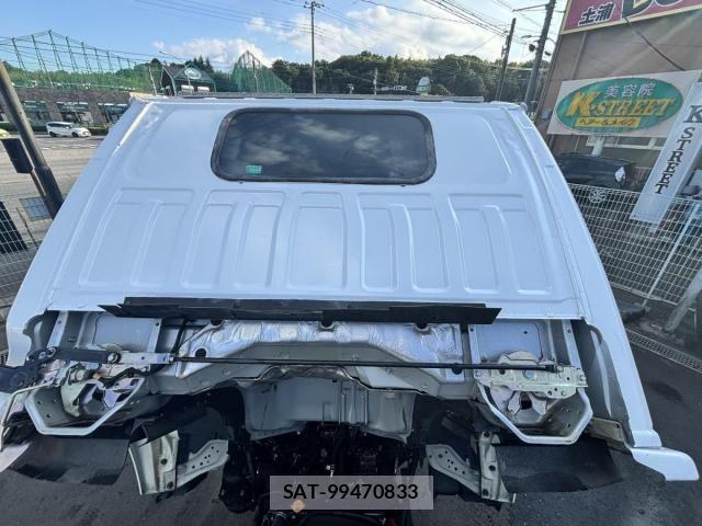 Isuzu ELF TRUCK 2020-05 7979134-18