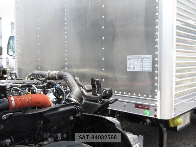 Isuzu ELF TRUCK 2020-03 7979130-13