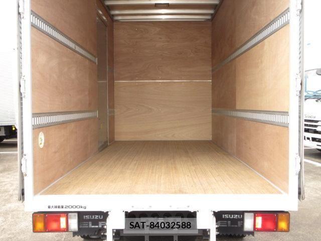 Isuzu ELF TRUCK 2020-03 7979130-24