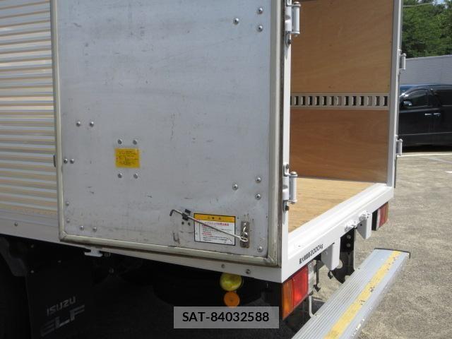 Isuzu ELF TRUCK 2020-03 7979130-28