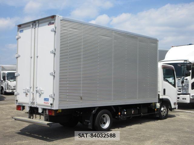 Isuzu ELF TRUCK 2020-03 7979130-2