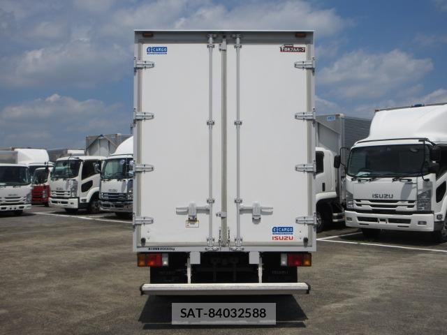 Isuzu ELF TRUCK 2020-03 7979130-5