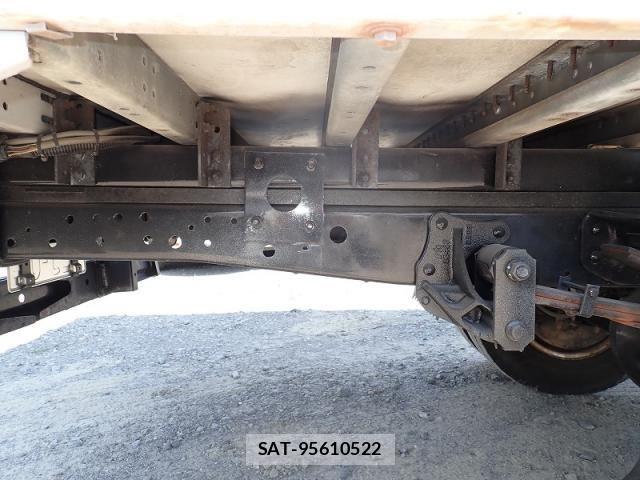 Isuzu ELF TRUCK 2013-12 7979136-18