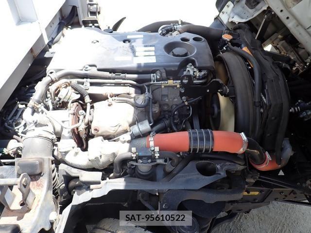 Isuzu ELF TRUCK 2013-12 7979136-21