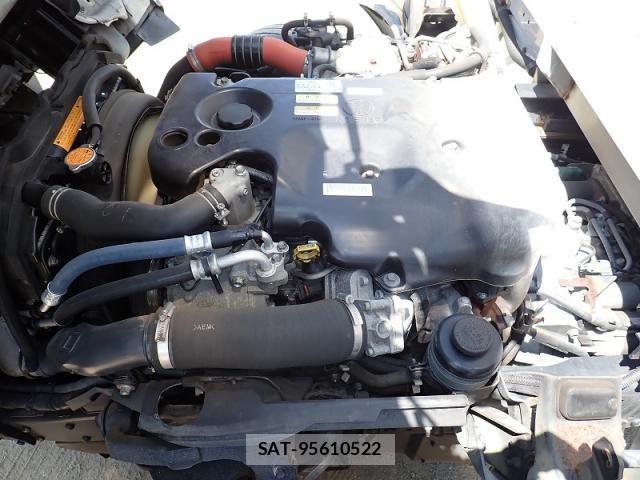 Isuzu ELF TRUCK 2013-12 7979136-22