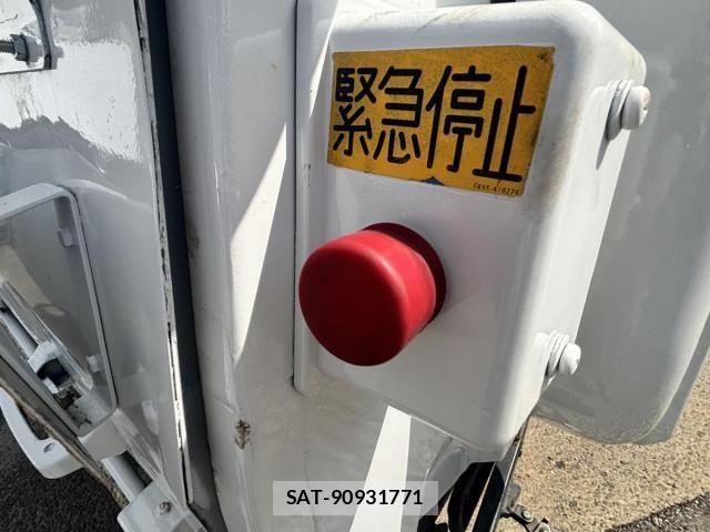 Isuzu ELF TRUCK 2013-11 7979135-11