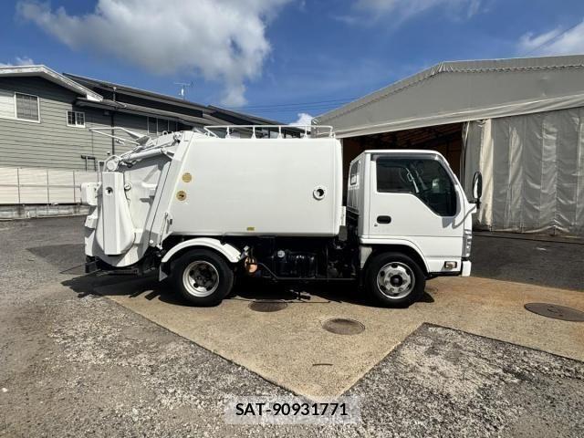 Isuzu ELF TRUCK 2013-11 7979135-3
