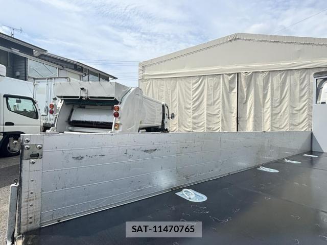 Isuzu ELF TRUCK 2012-09 8035377-9