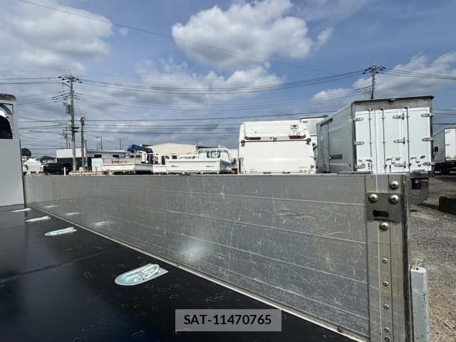Isuzu ELF TRUCK 2012-09 8035377-10