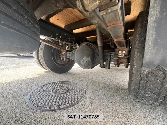 Isuzu ELF TRUCK 2012-09 8035377-18