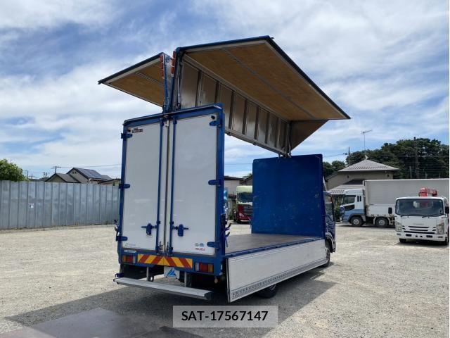 Isuzu ELF TRUCK 2018-04 8035375-11