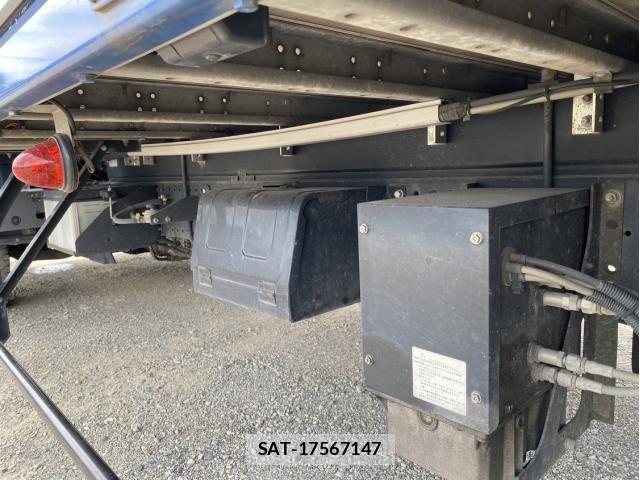 Isuzu ELF TRUCK 2018-04 8035375-17