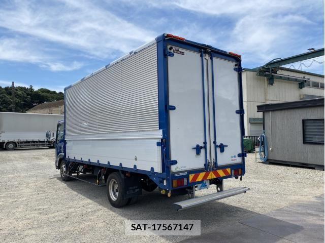 Isuzu ELF TRUCK 2018-04 8035375-1