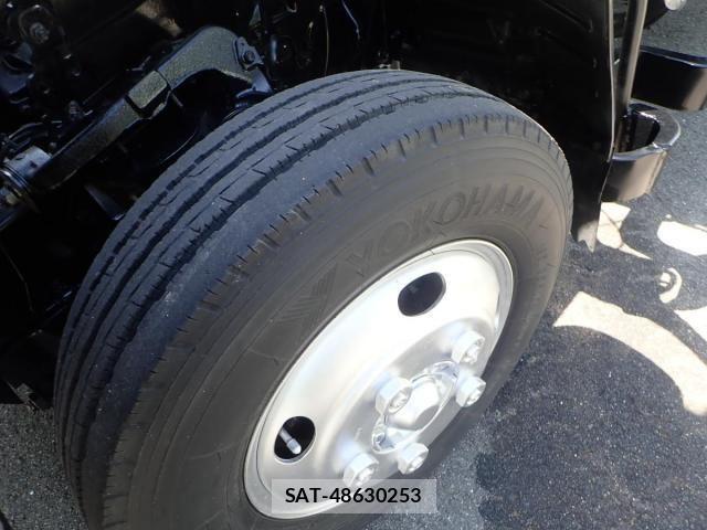 Isuzu ELF TRUCK 2007-03 8035372-23