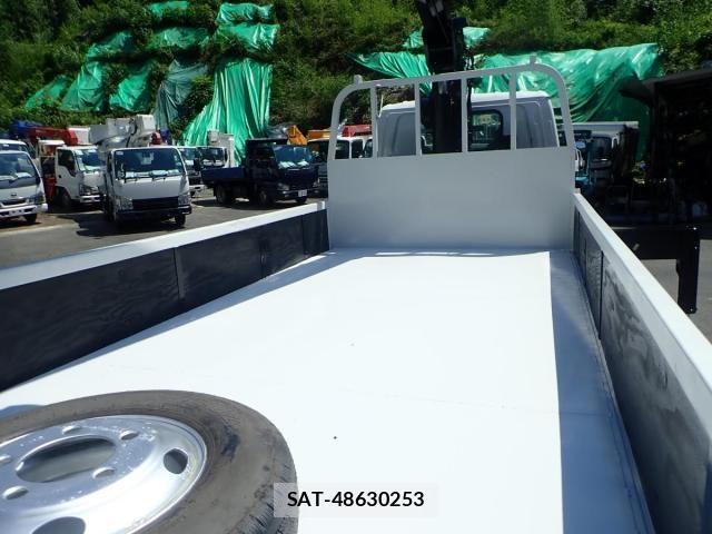 Isuzu ELF TRUCK 2007-03 8035372-4