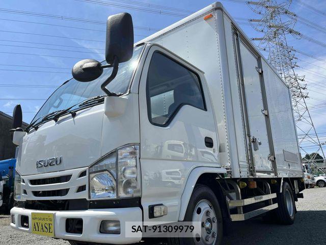 Isuzu ELF TRUCK 2015-05 8035374-0