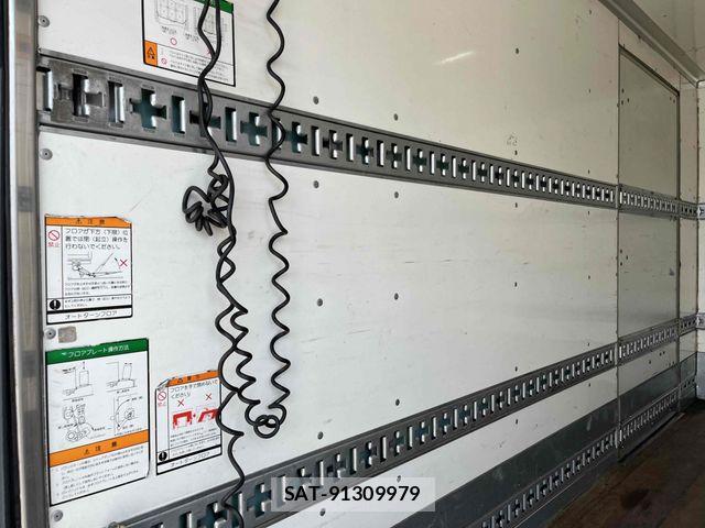 Isuzu ELF TRUCK 2015-05 8035374-9