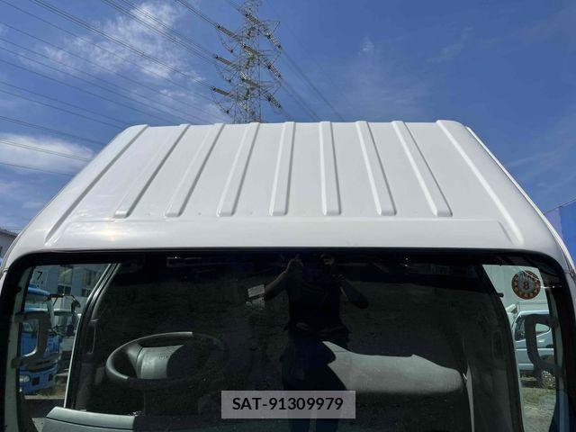 Isuzu ELF TRUCK 2015-05 8035374-16