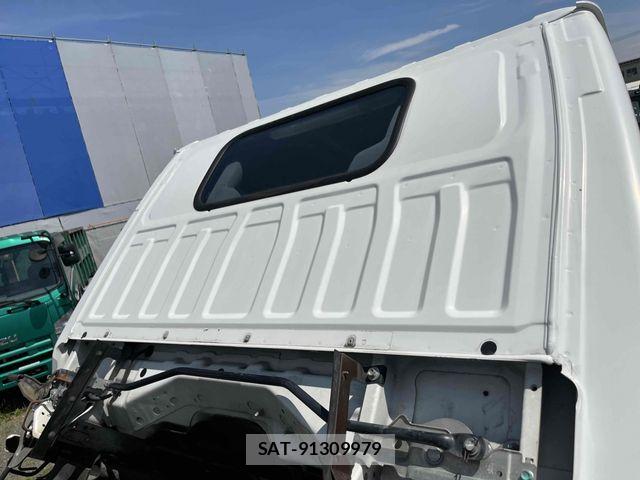 Isuzu ELF TRUCK 2015-05 8035374-17